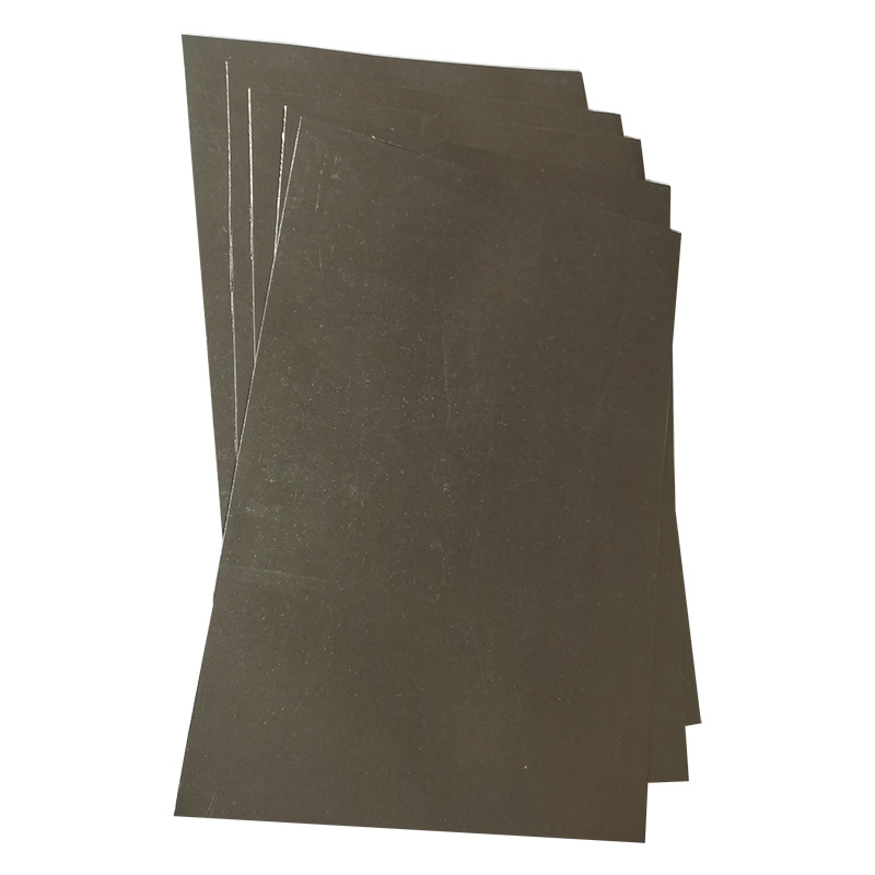 Application of Graphite Paper in Thermal Management of Solid-State Batteries
